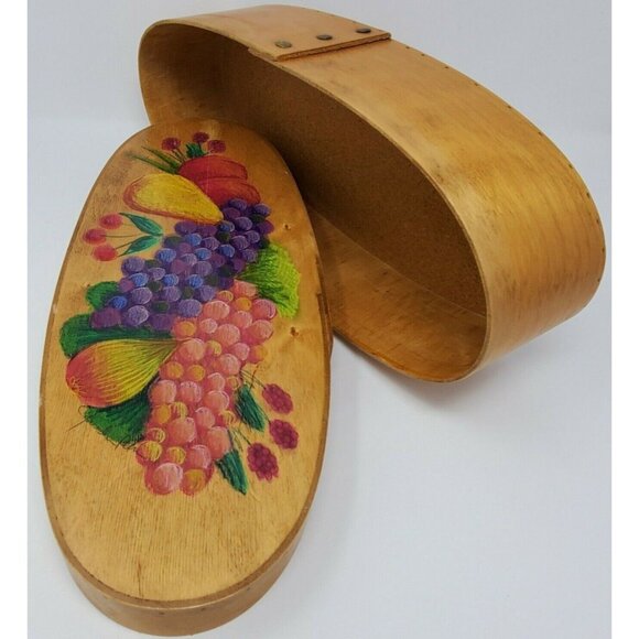 Vintage Bamboo Oval Storage Box Hand Painted Fruit Design Signed 16" Tole Decor - Picture 3 of 10